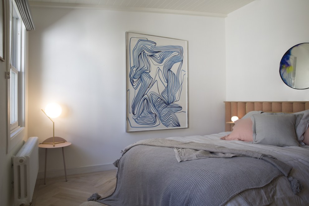 Nottiing Hill Micro Apartment | Bedroom 1 | Interior Designers